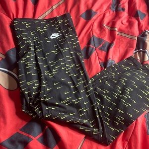 Nike leggings